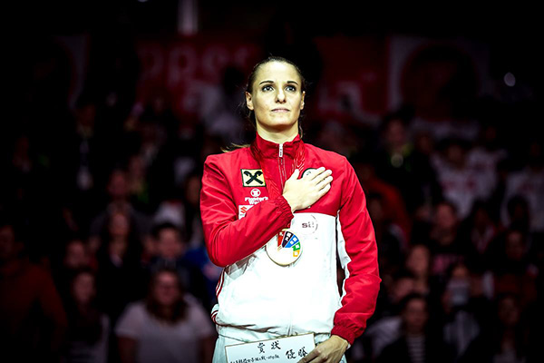 2016-10-29 Karate-WM Linz Alisa ist Weltmeisterin!