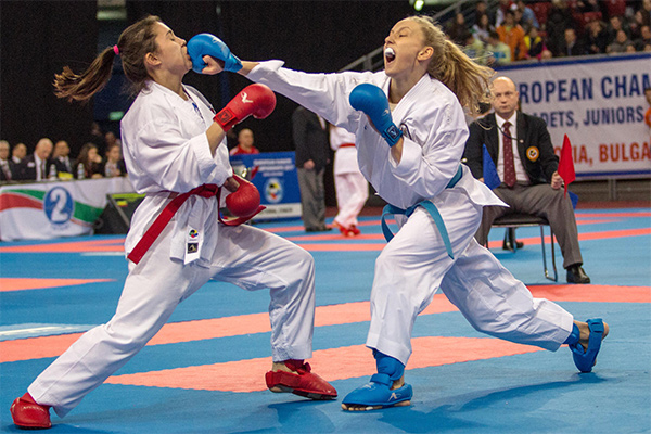 Platz 5 für Lara Hinterseer bei der EKF Junioren-EM